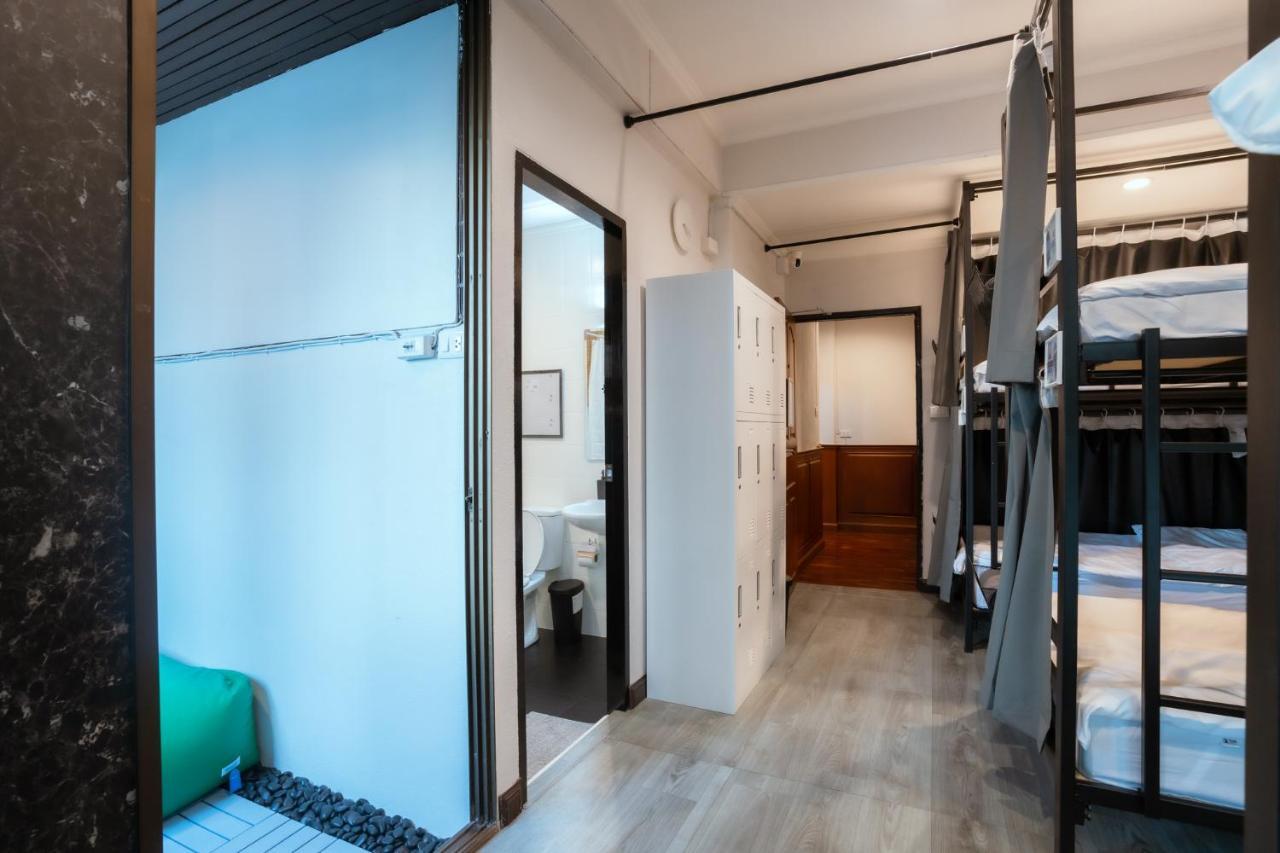 420 Hostel - Ekkamai Buds & Beds Bangkok Exterior photo