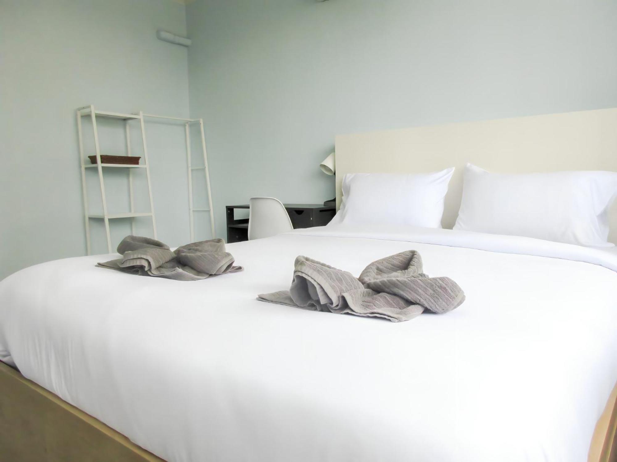 420 Hostel - Ekkamai Buds & Beds Bangkok Exterior photo